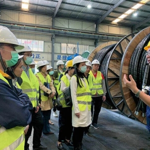 標桿傳幫帶·育護“產業林”  工業企業交流學習活動走進縱覽線纜集團 ...