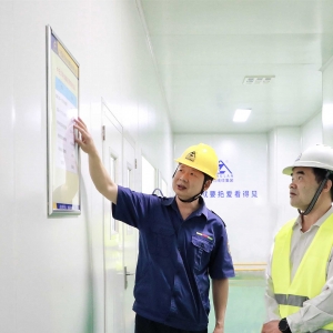 南寧市總工會黨組書記、常務副主席倫建帶隊到縱覽集團開展班組建設調研工作 ...