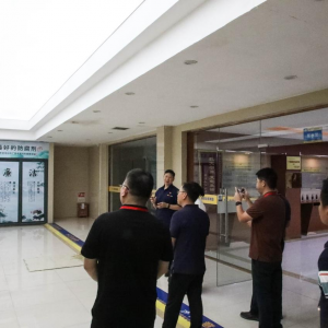 縱覽線纜集團與南寧市市場監管局等單位開展迎“七一”黨建共建活動